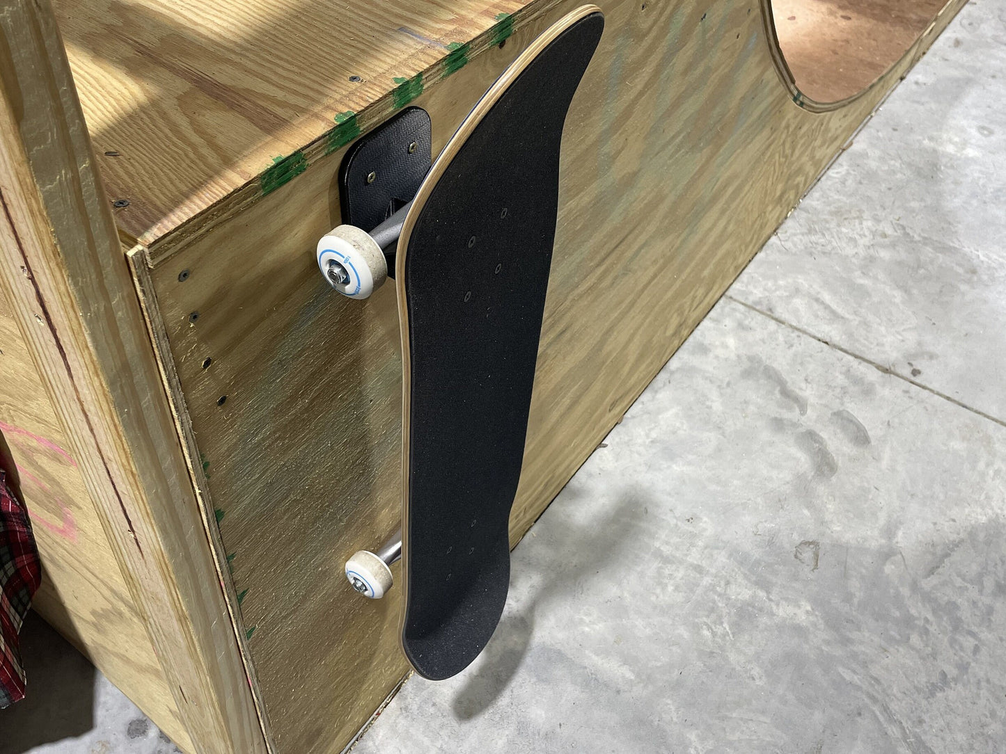 Wall Mounted Vertical Skateboard Hanger